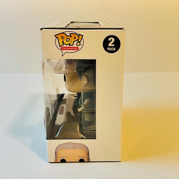 Funko POP! TV: Parks & Recreation - 2pk Jerry & Lil Sebastian Vinyl Figures - Picture 3 of 7